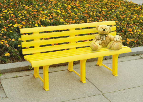 Скамейка детская пластиковая со спинкой